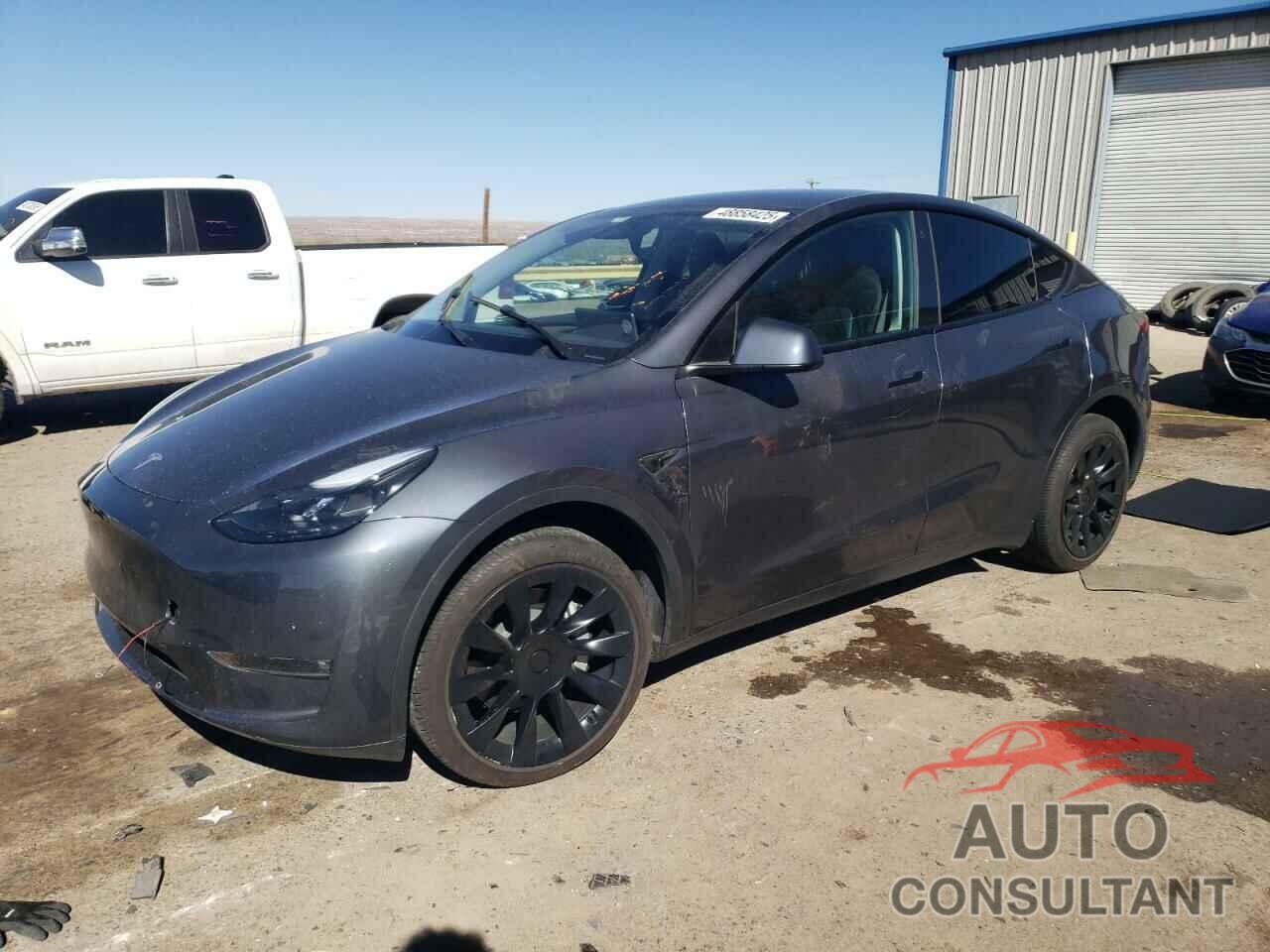 TESLA MODEL Y 2023 - 7SAYGDEEXPF754676