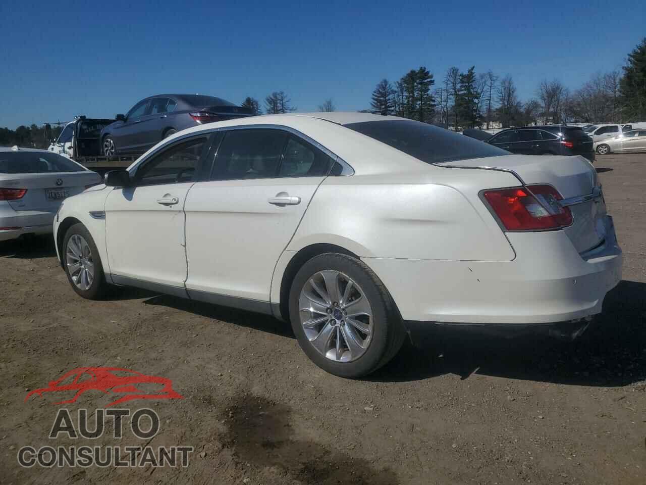 FORD TAURUS 2011 - 1FAHP2FW0BG178562
