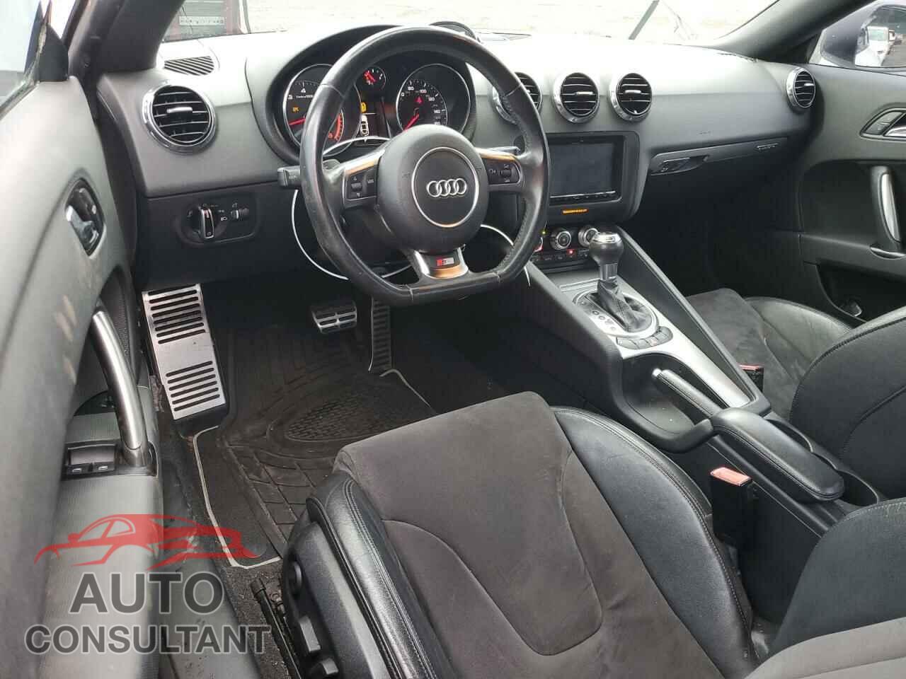 AUDI TT 2013 - TRUBFAFK2D1002957