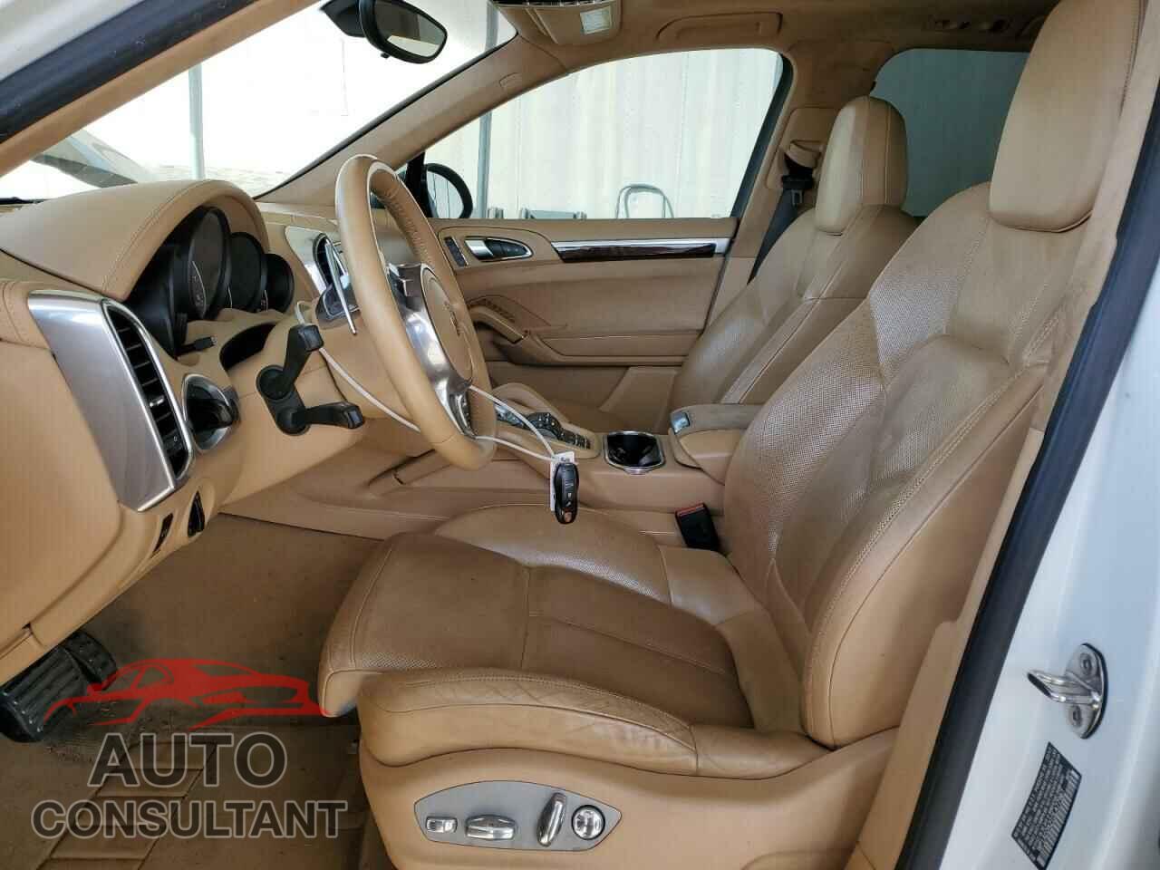 PORSCHE CAYENNE 2013 - WP1AD2A21DLA77967
