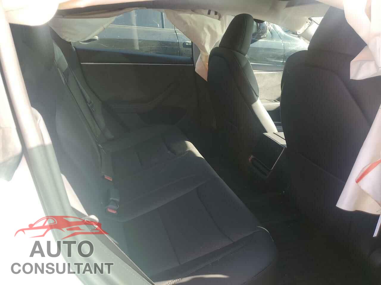 TESLA MODEL 3 2024 - 5YJ3E1EB0RF822472