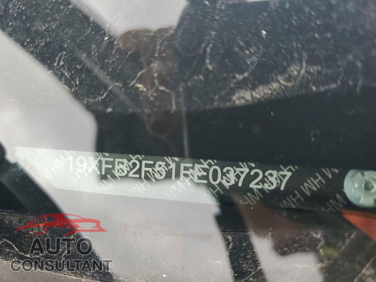 HONDA CIVIC 2015 - 19XFB2F51FE037237