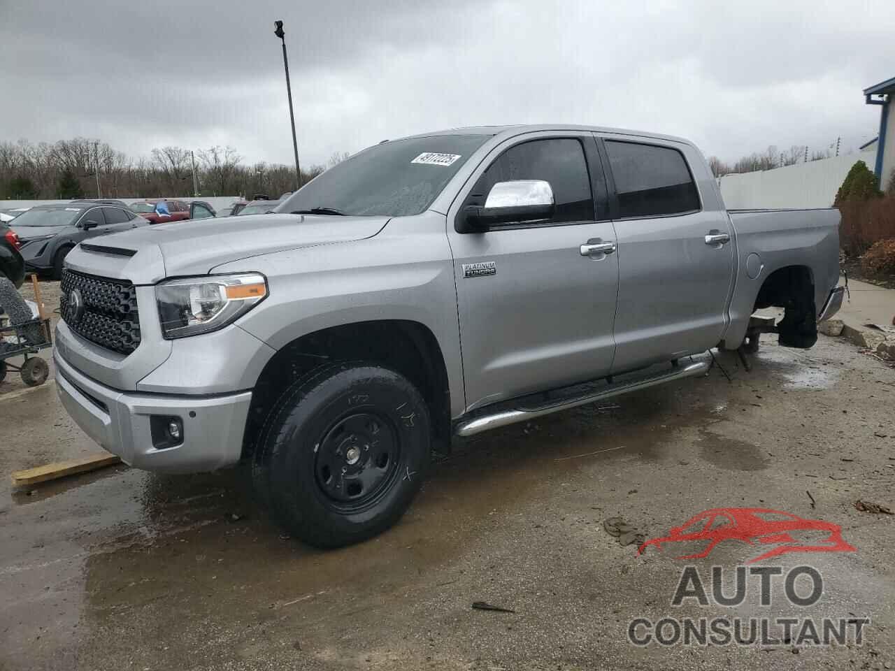 TOYOTA TUNDRA 2018 - 5TFAY5F10JX749092