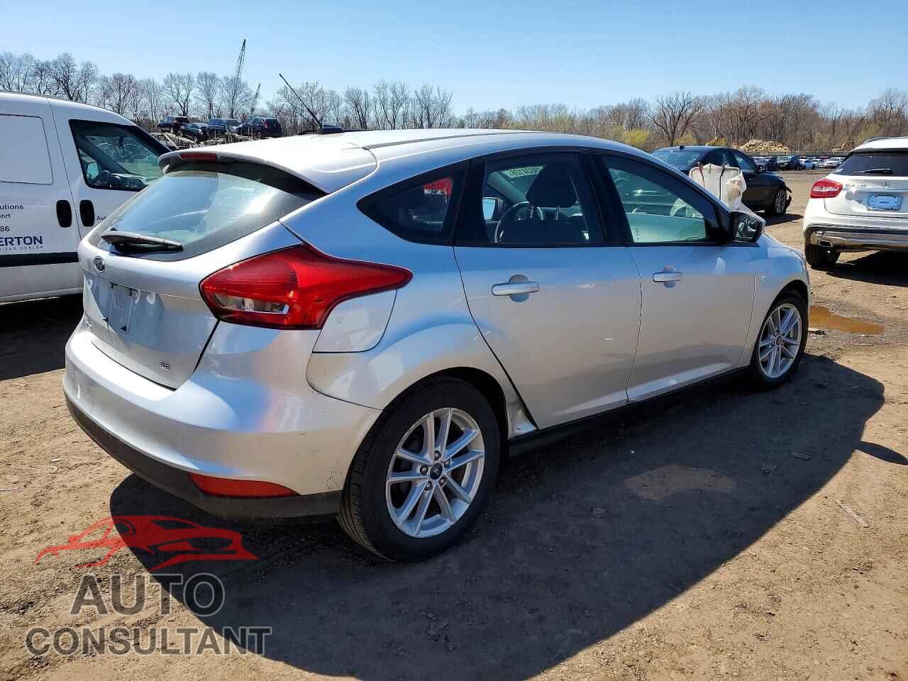 FORD FOCUS 2017 - 1FADP3K22HL286754