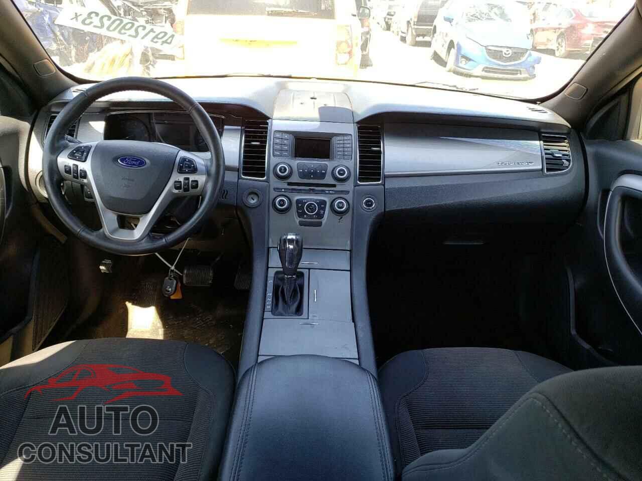 FORD TAURUS 2015 - 1FAHP2E80FG195077