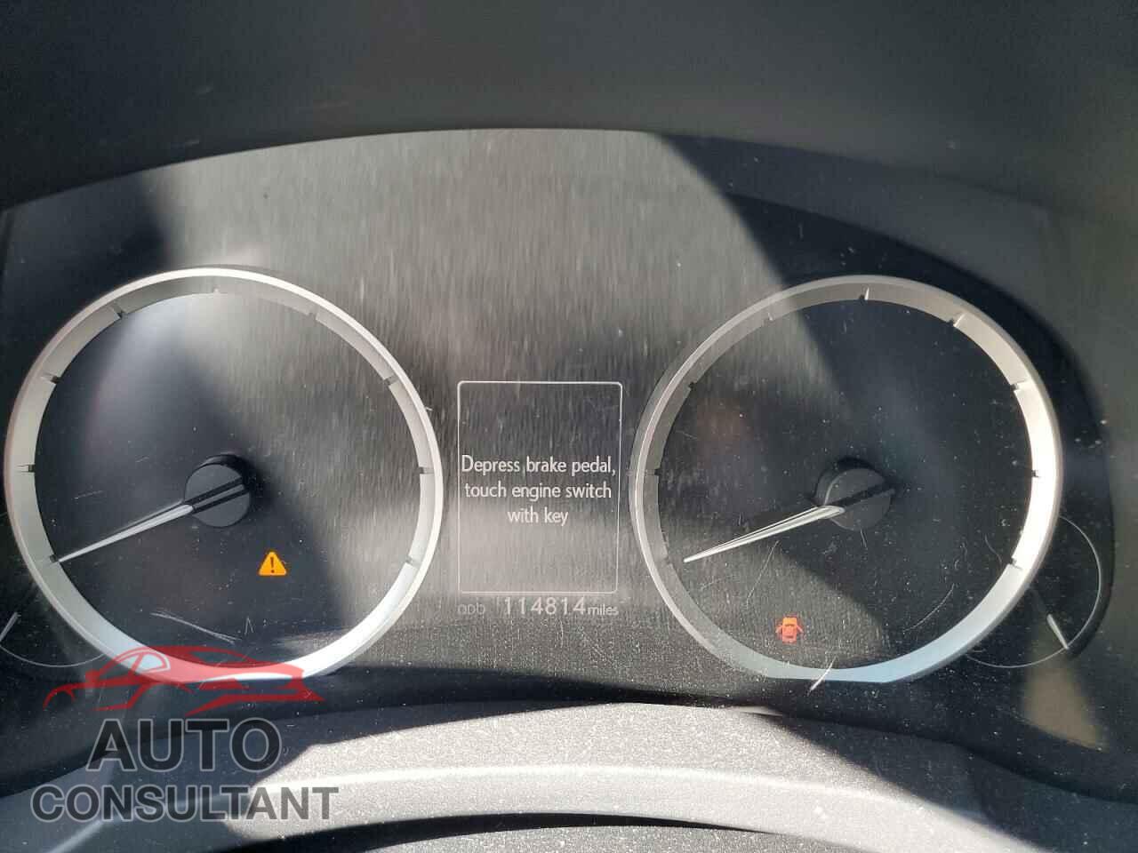 LEXUS IS 2014 - JTHBF1D21E5012000