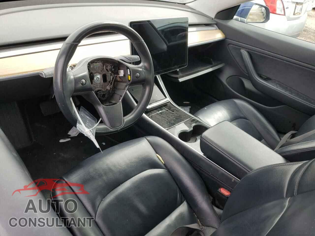 TESLA MODEL 3 2017 - 5YJ3E1EAXHF000493