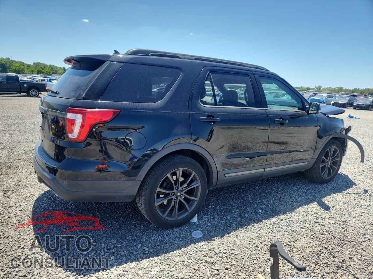FORD EXPLORER 2018 - 1FM5K7D86JGB27185