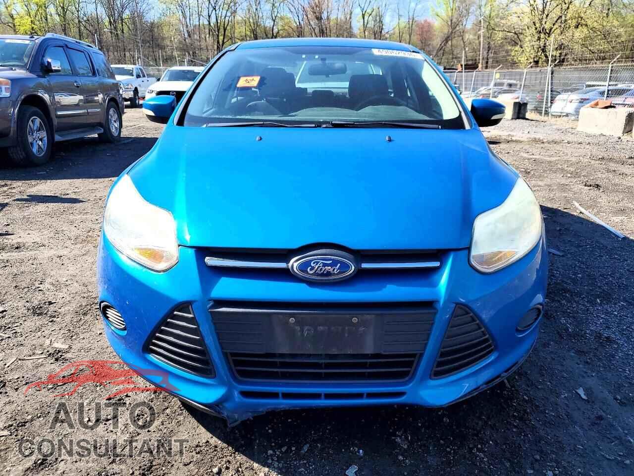 FORD FOCUS 2014 - 1FADP3F2XEL427009
