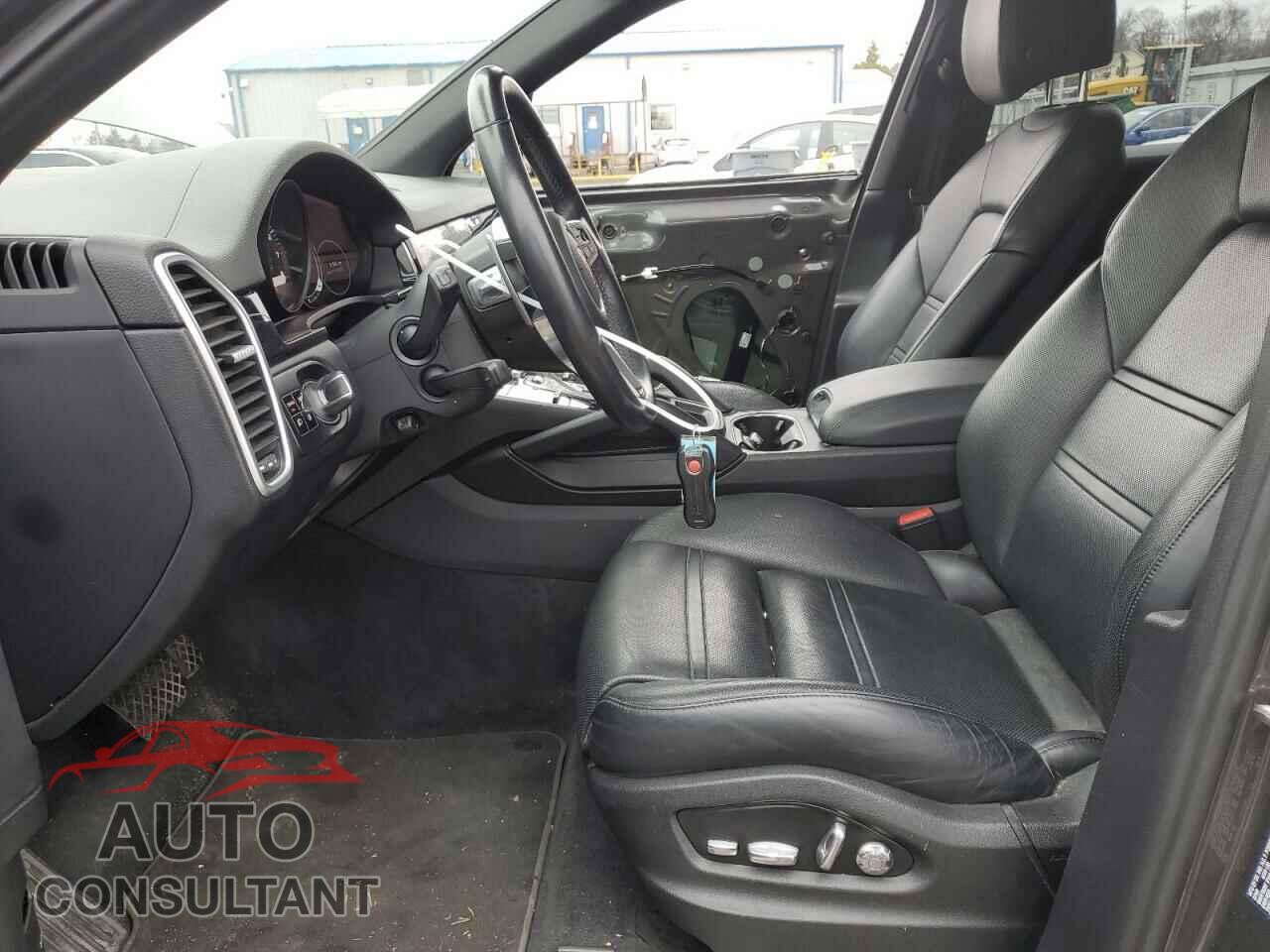 PORSCHE CAYENNE 2019 - WP1AA2AY5KDA17002