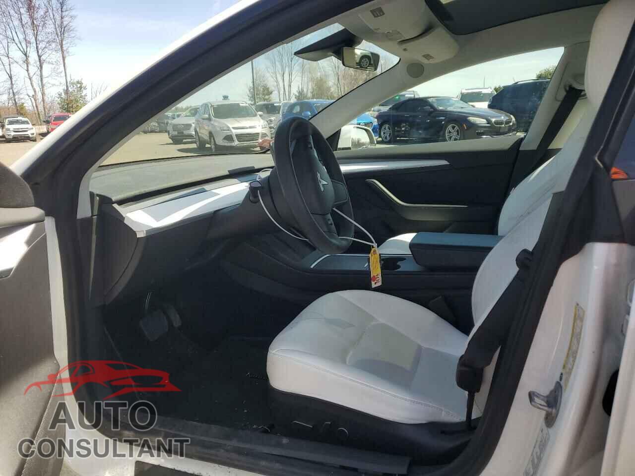 TESLA MODEL 3 2021 - 5YJ3E1EB3MF960905