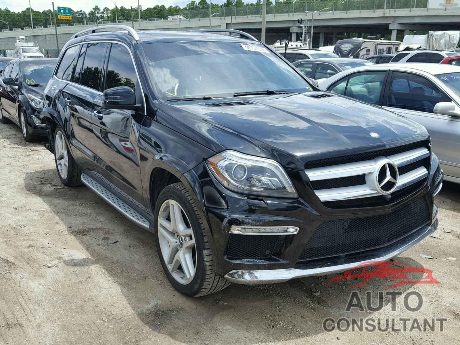 MERCEDES-BENZ GL 550 4MATIC 2016 - 4JGDF7DE6GA678489