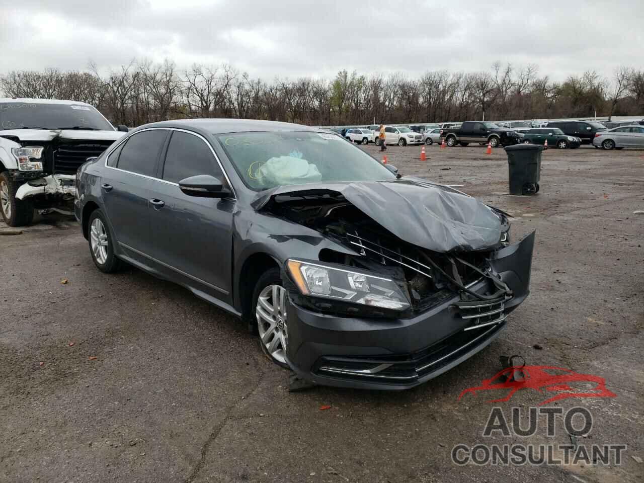 VOLKSWAGEN PASSAT 2016 - 1VWAT7A32GC033567