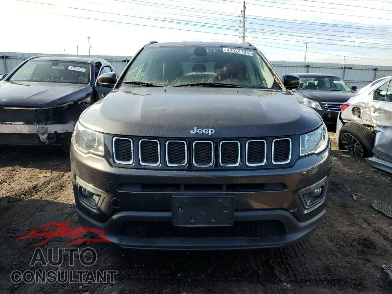 JEEP COMPASS 2018 - 3C4NJDBB8JT142688