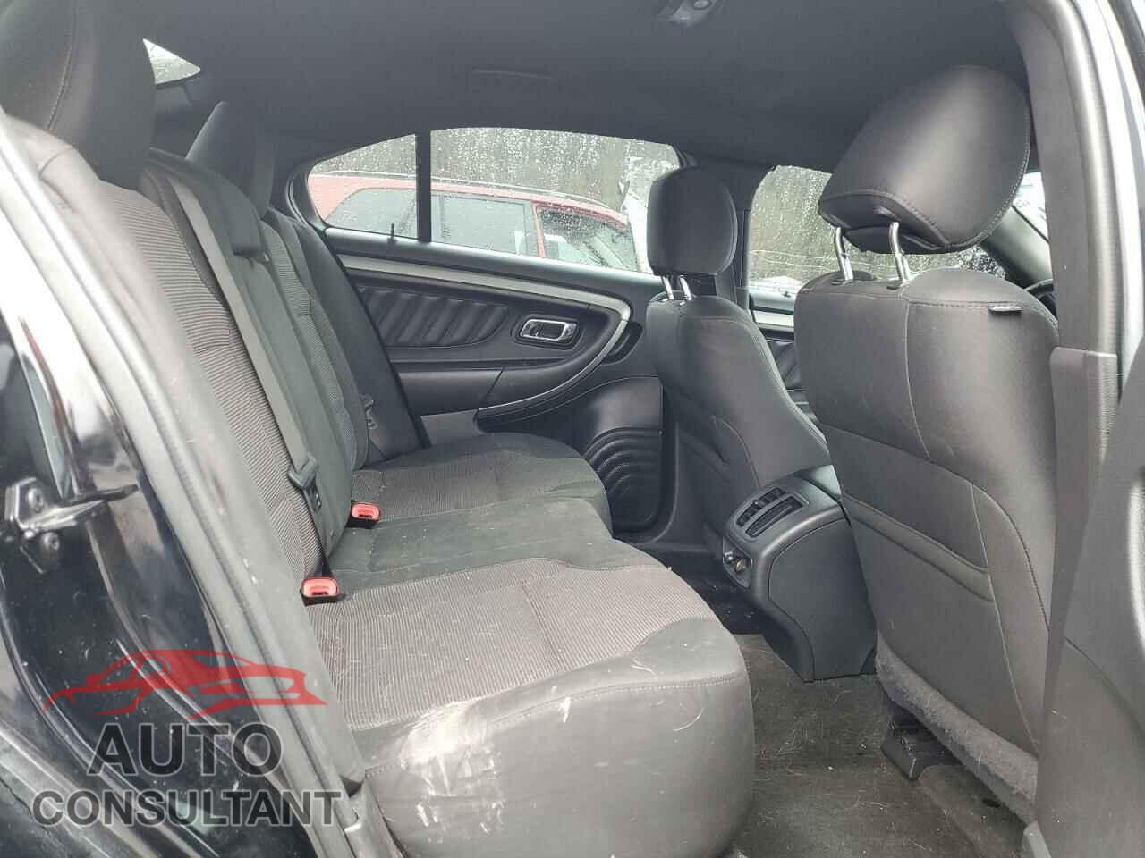 FORD TAURUS 2017 - 1FAHP2E87HG117043