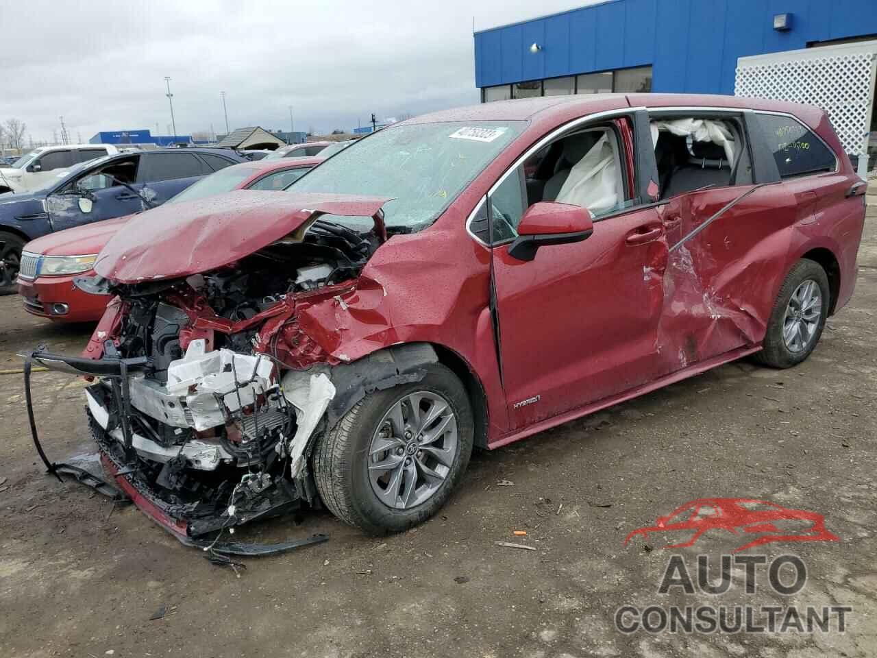 TOYOTA SIENNA 2021 - 5TDKSKFC7MS021351