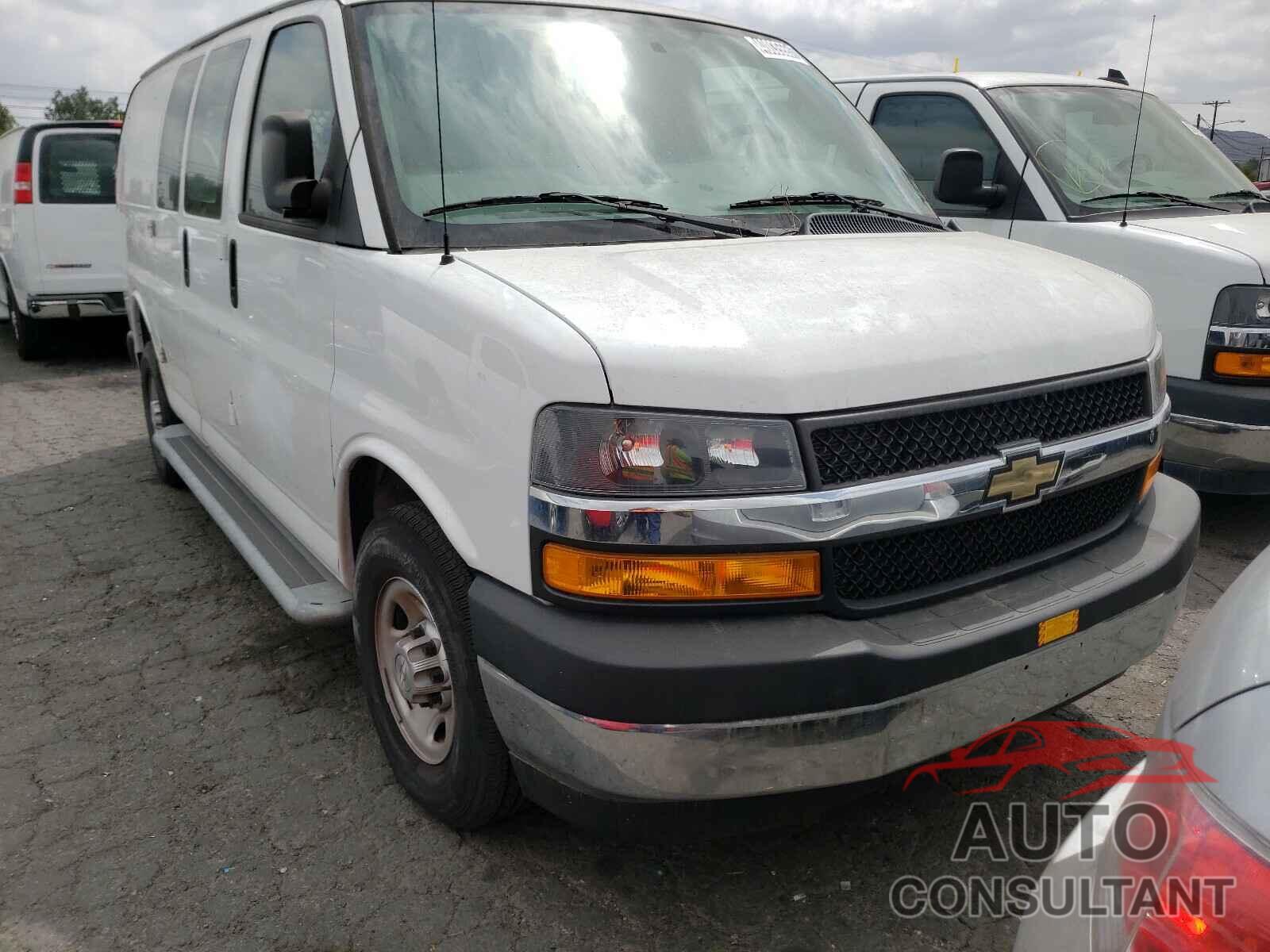 CHEVROLET EXPRESS 2018 - 1GCWGAFG1J1904435