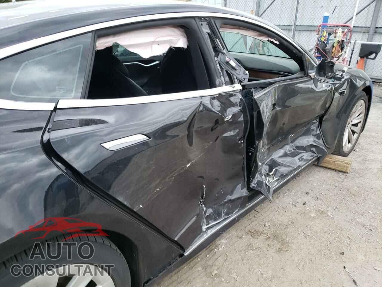 TESLA MODEL S 2017 - 5YJSA1E21HF198560