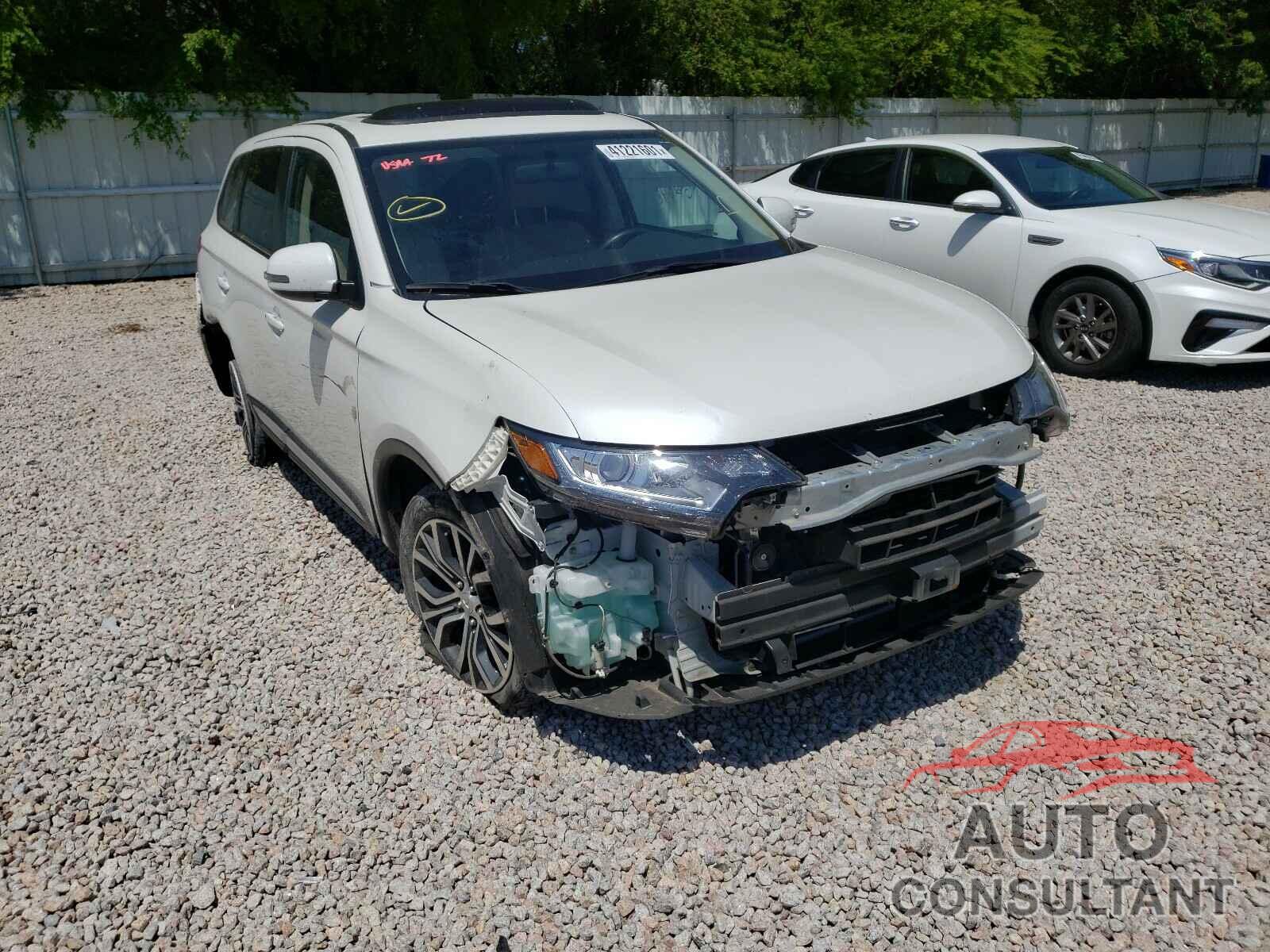 MITSUBISHI OUTLANDER 2018 - JA4AD3A32JZ034872