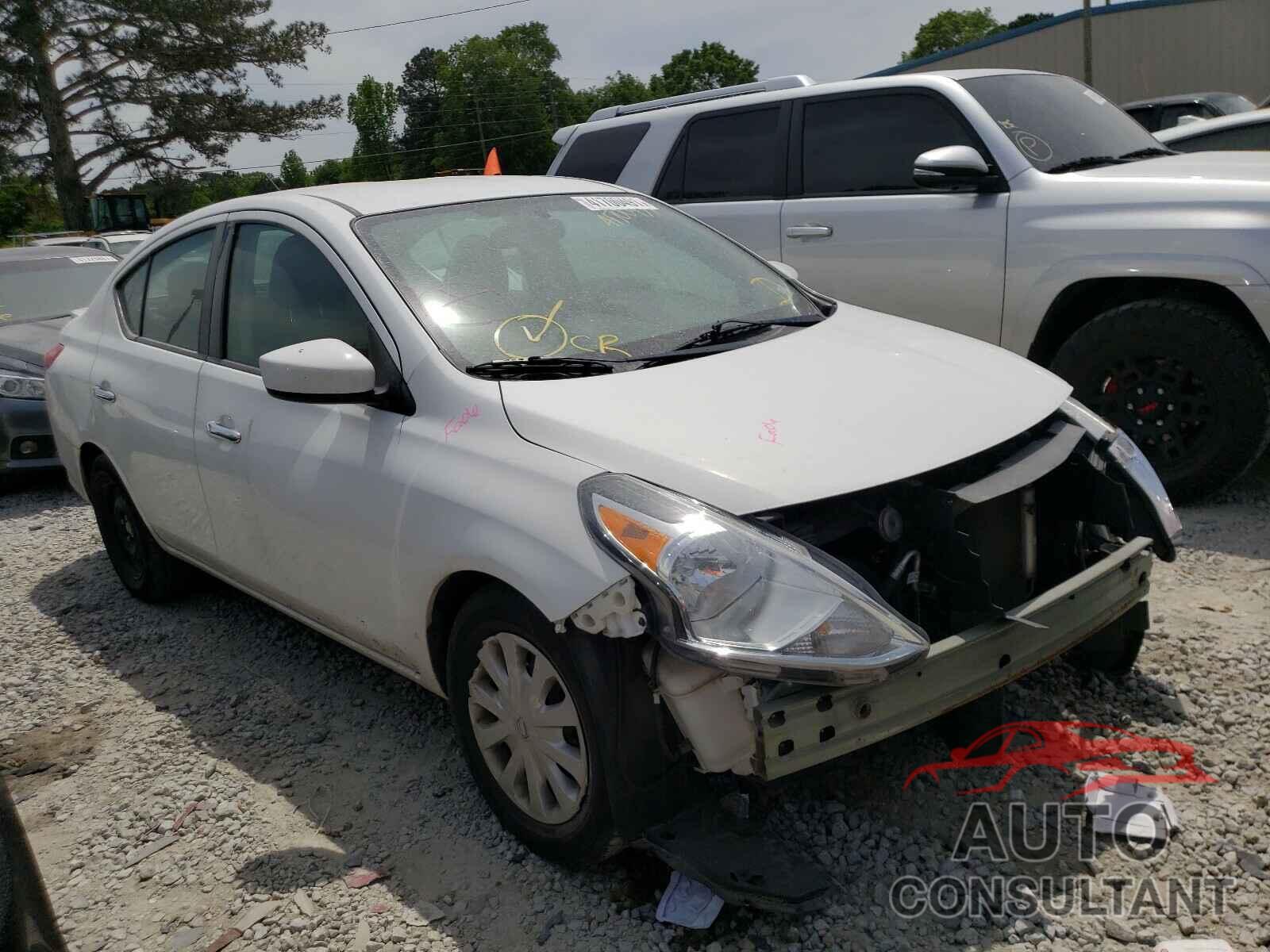 NISSAN VERSA 2017 - 3N1CN7AP0HL815934