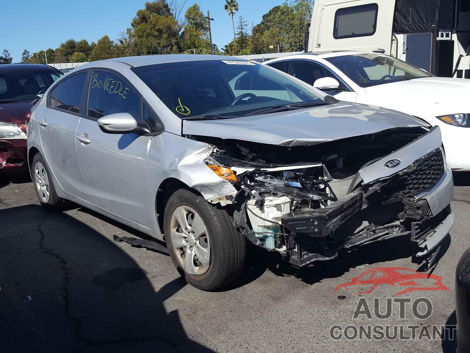 KIA FORTE 2017 - 3KPFK4A74HE023081
