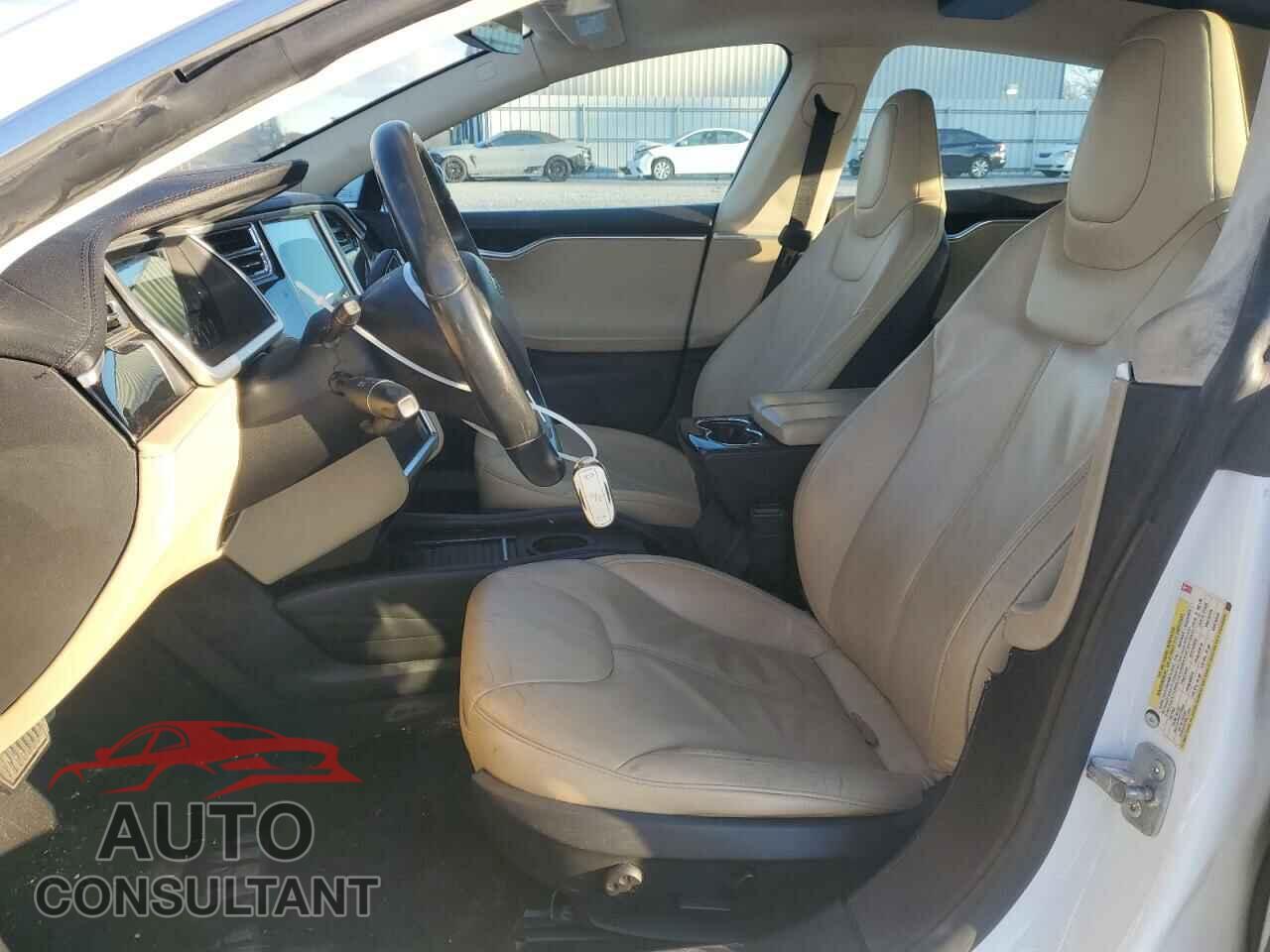 TESLA MODEL S 2013 - 5YJSA1CN5DFP04320