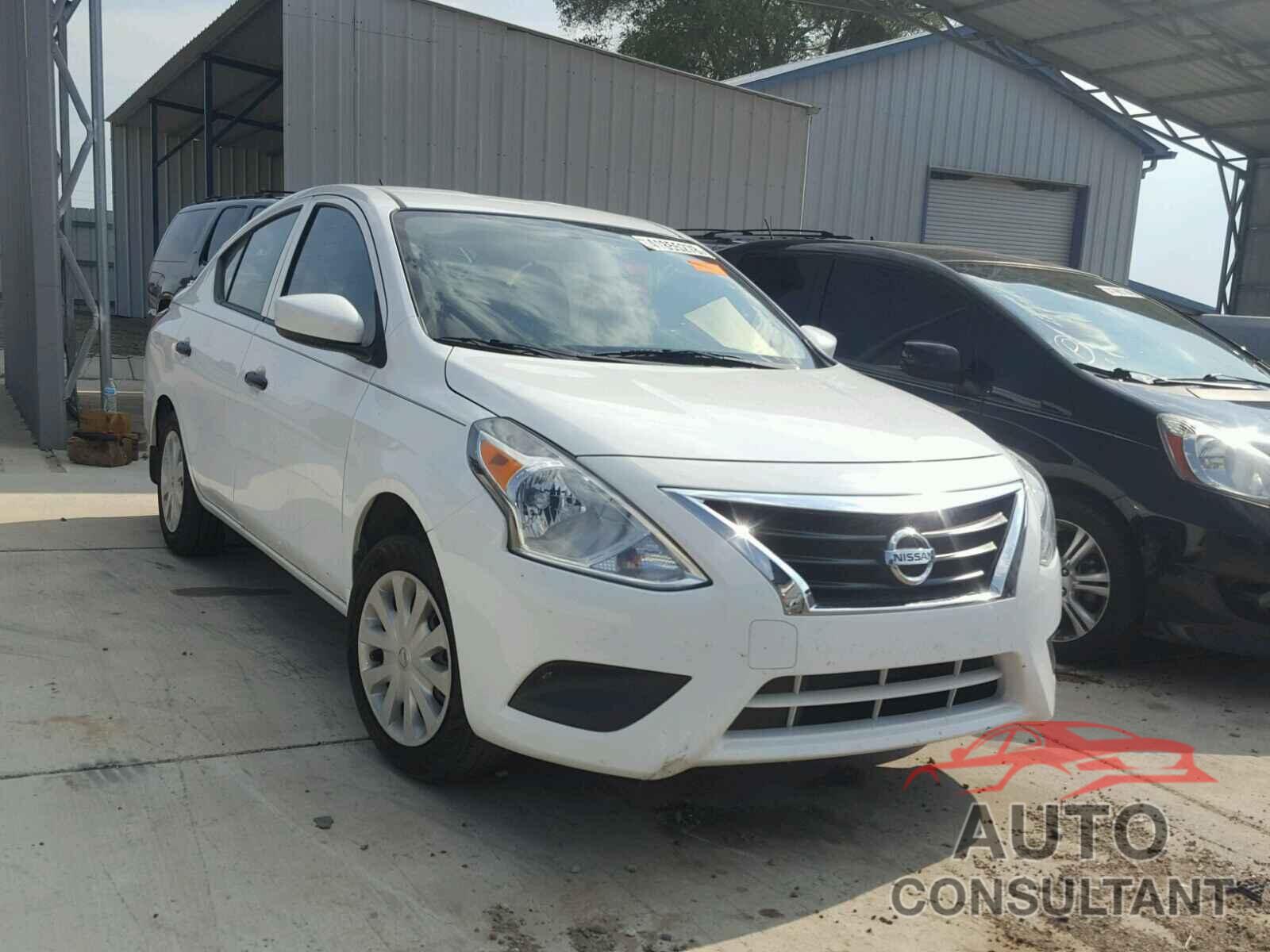 NISSAN VERSA 2017 - 3N1CN7AP4HL887364