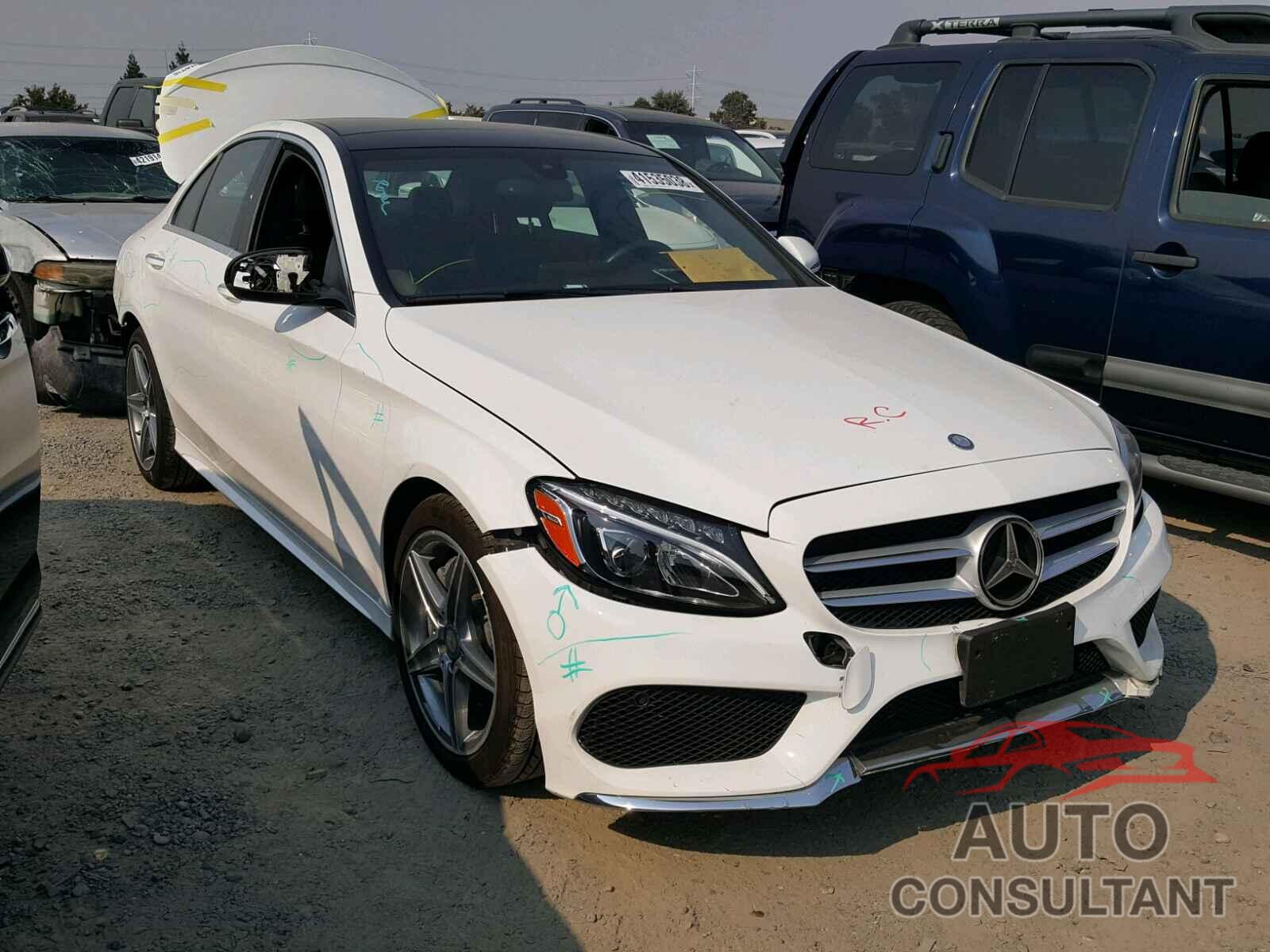 MERCEDES-BENZ C300 2015 - 55SWF4KB5FU073484