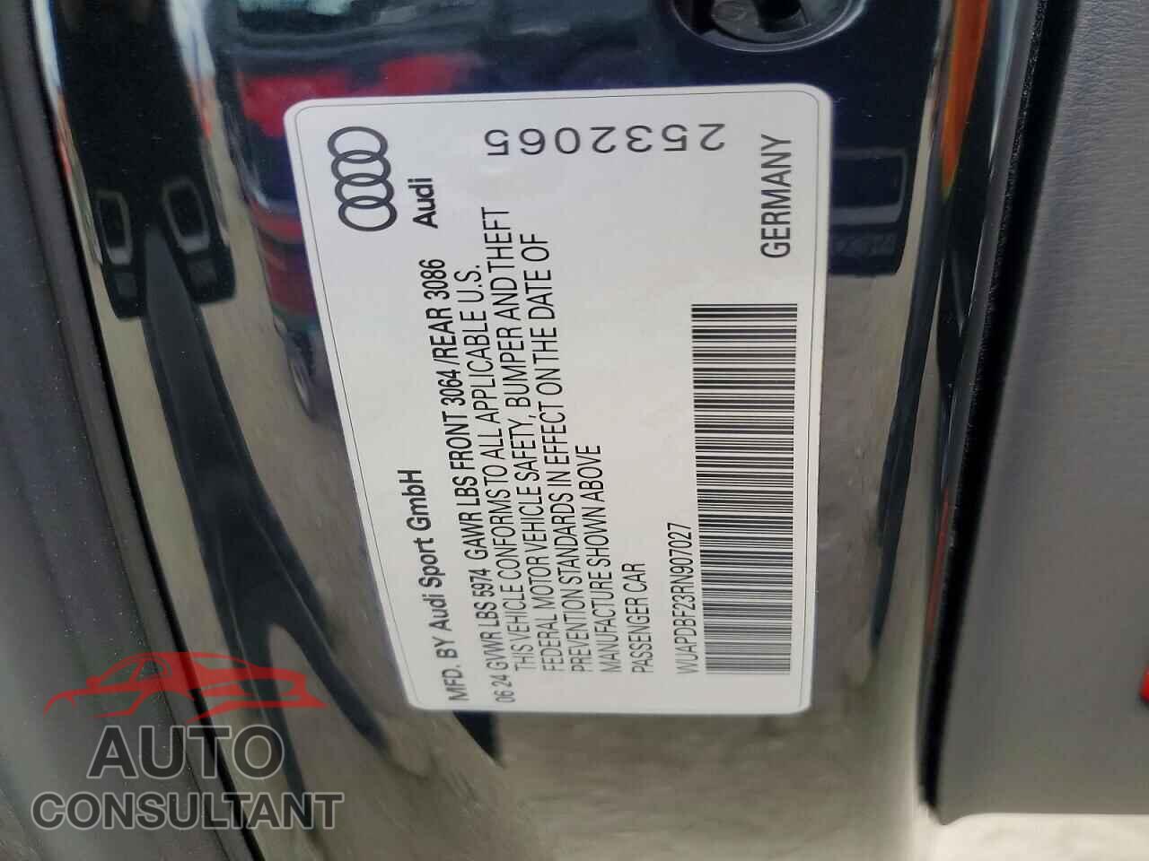 AUDI RS7 2024 - WUAPDBF23RN907027