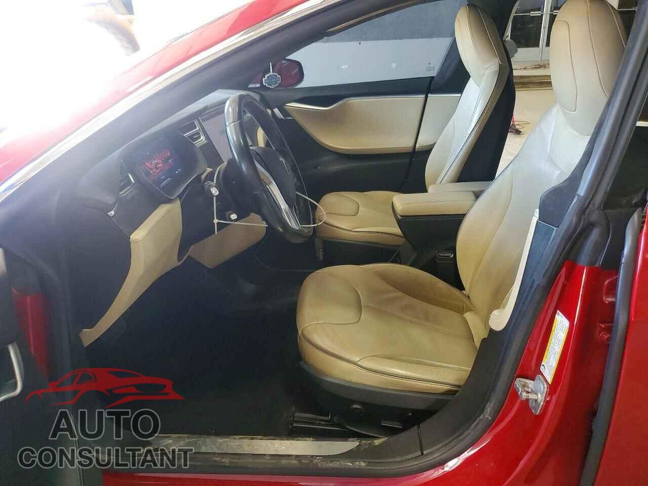 TESLA MODEL S 2014 - 5YJSA1H15EFP66095