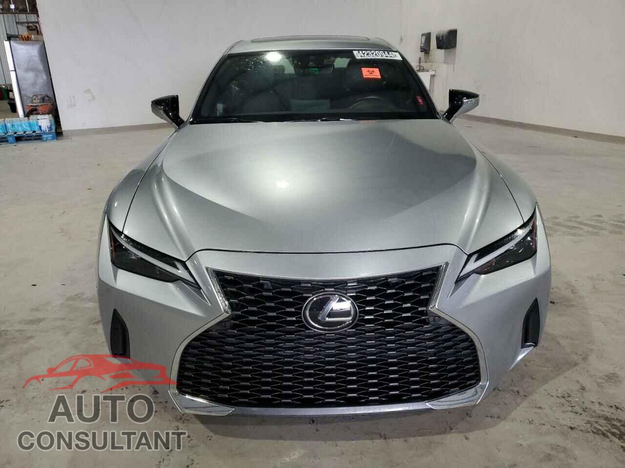 LEXUS IS 2023 - JTHDA1D2XP5123574