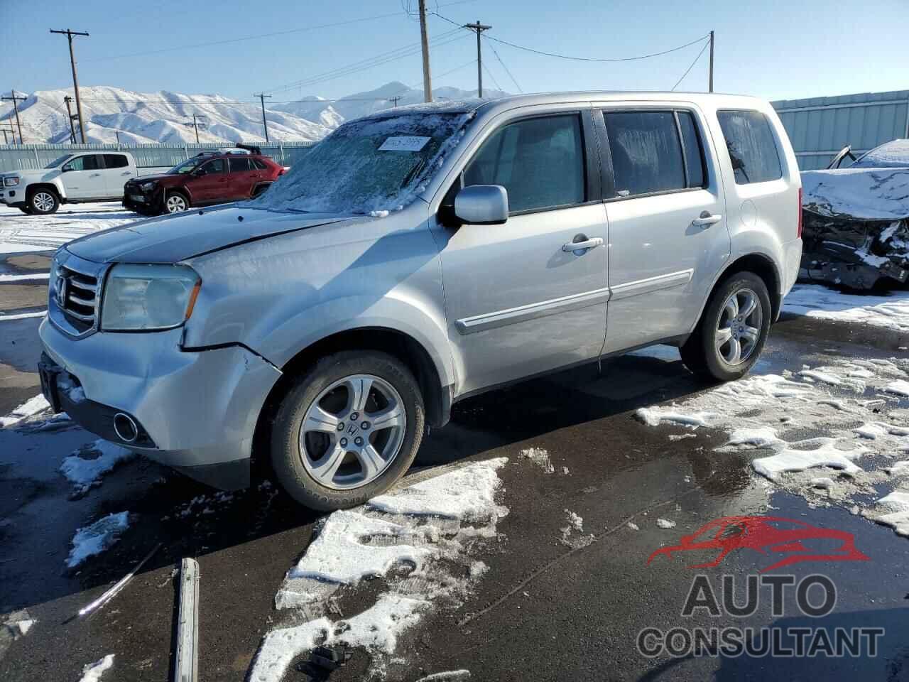 HONDA PILOT 2013 - 5FNYF4H51DB023707