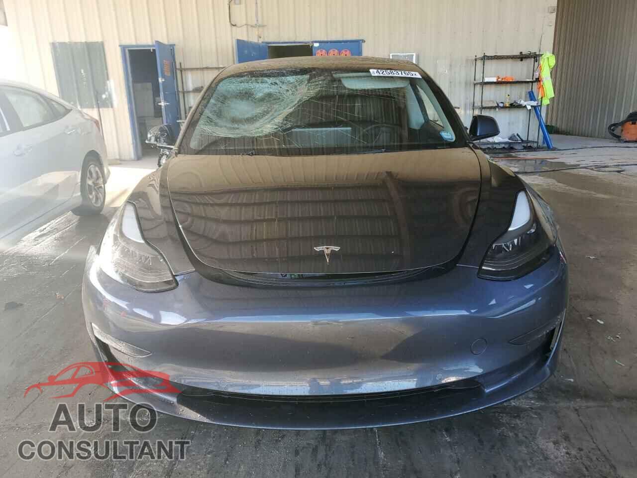 TESLA MODEL 3 2022 - 5YJ3E1EA2NF332293