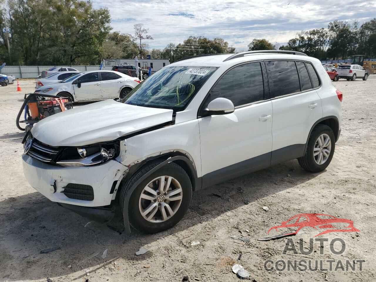 VOLKSWAGEN TIGUAN 2017 - WVGAV7AXXHK033982