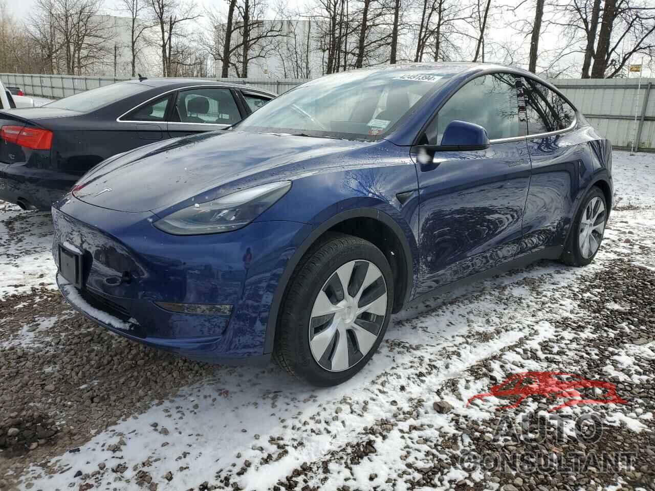 TESLA MODEL Y 2023 - 7SAYGDEE0PF823827