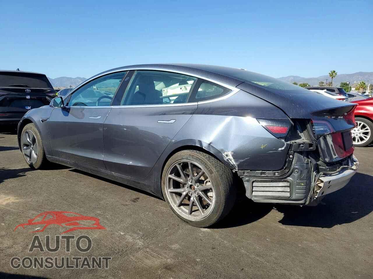 TESLA MODEL 3 2020 - 5YJ3E1EA3LF658245