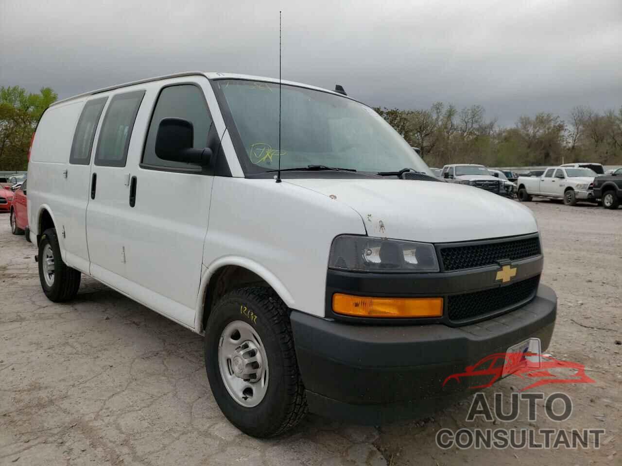 CHEVROLET EXPRESS 2020 - 1GCWGAFP8L1179581