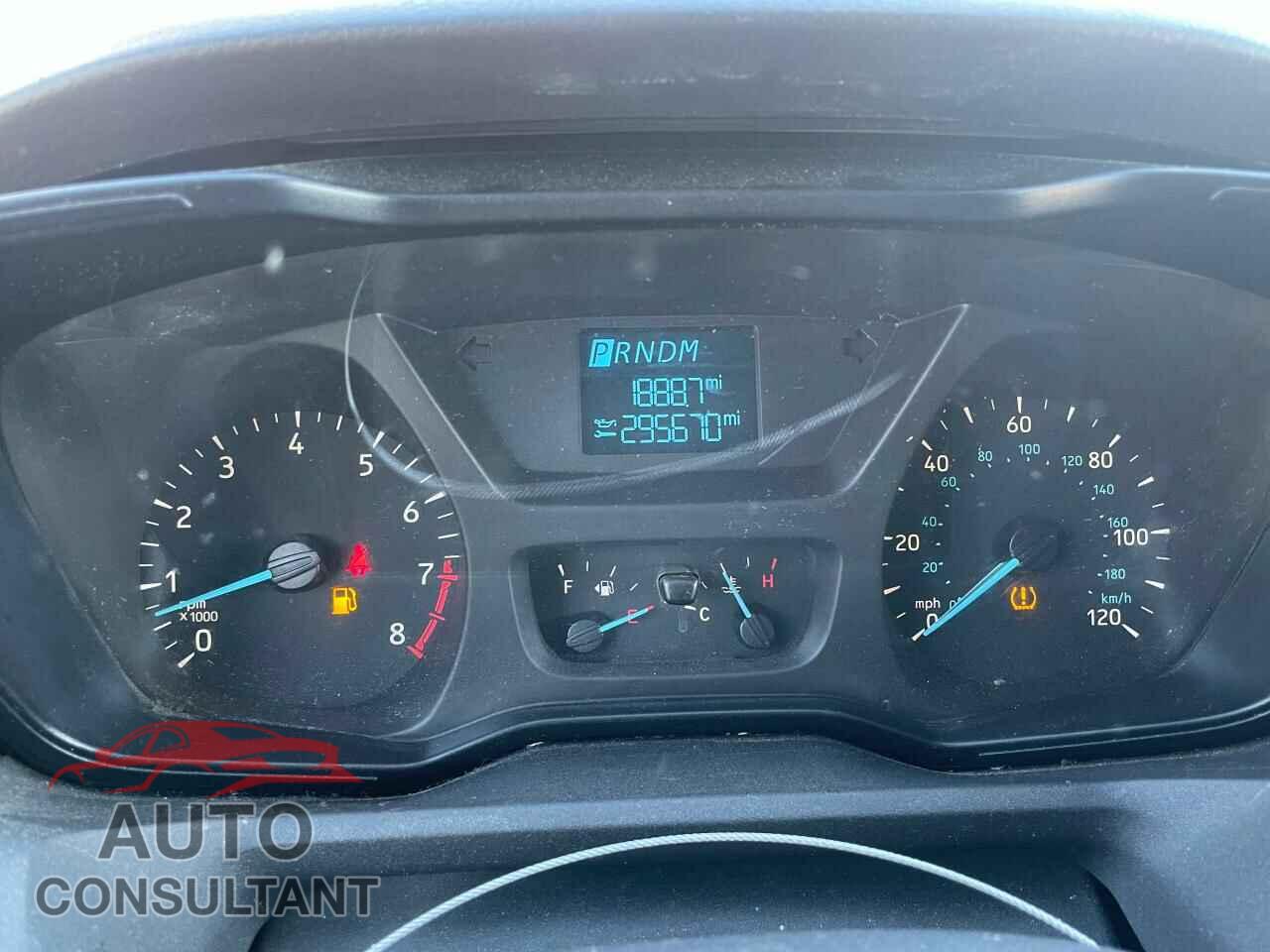 FORD TRANSIT 2017 - 1FTYE2CMXHKA26538