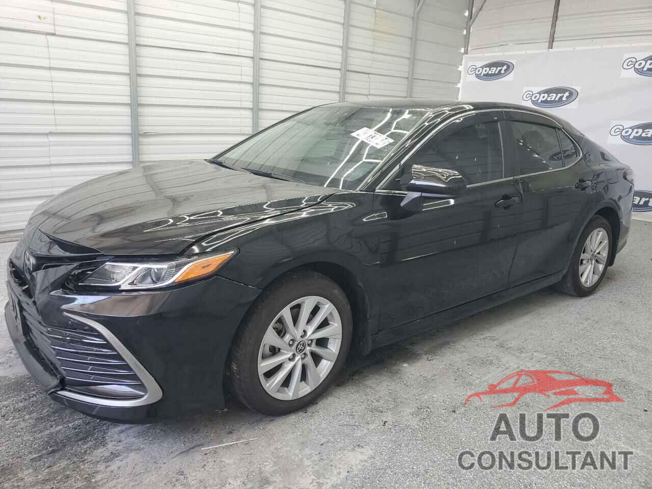 TOYOTA CAMRY 2022 - 4T1C11AK1NU646594