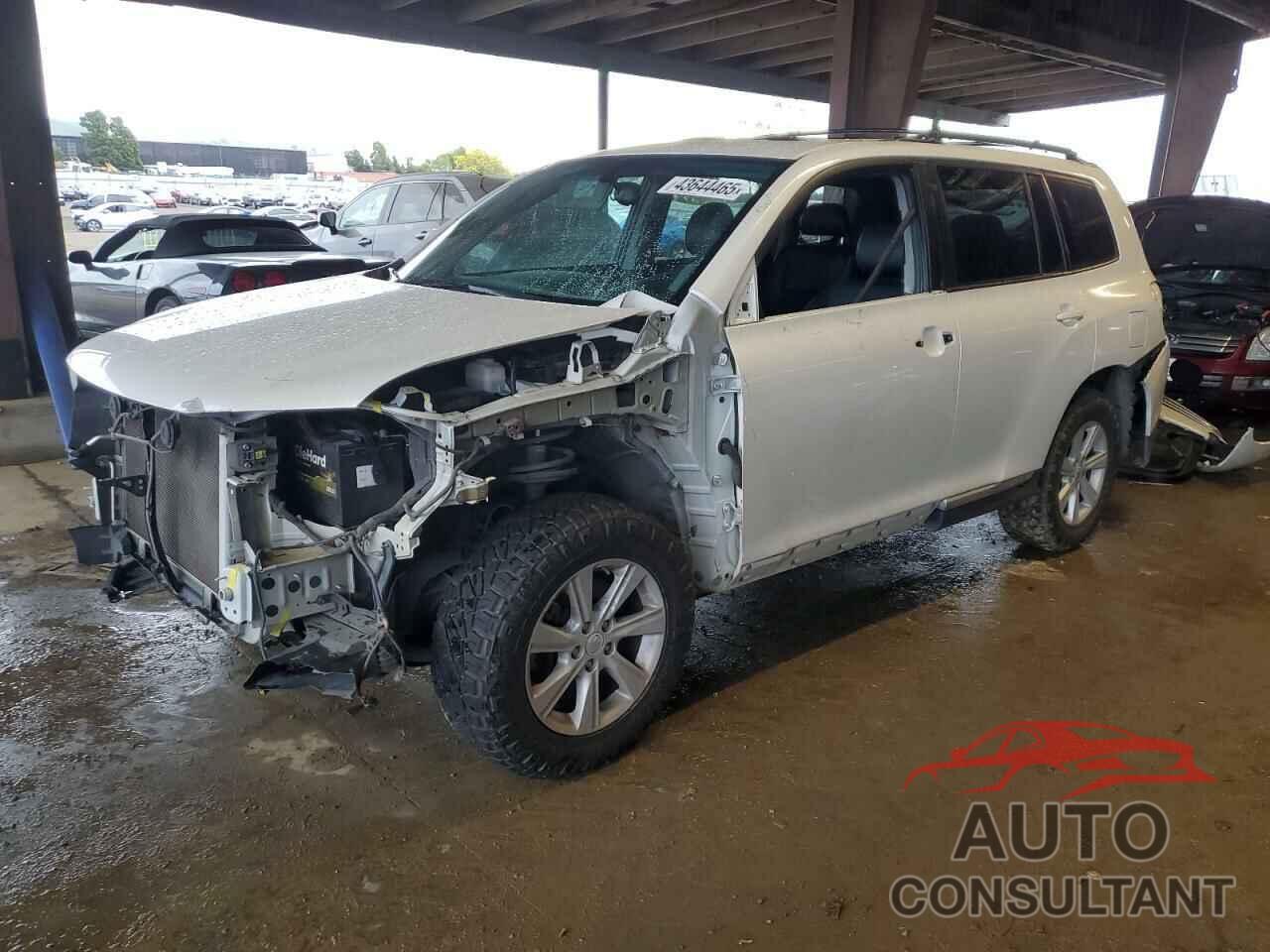 TOYOTA HIGHLANDER 2013 - 5TDBK3EH3DS190060