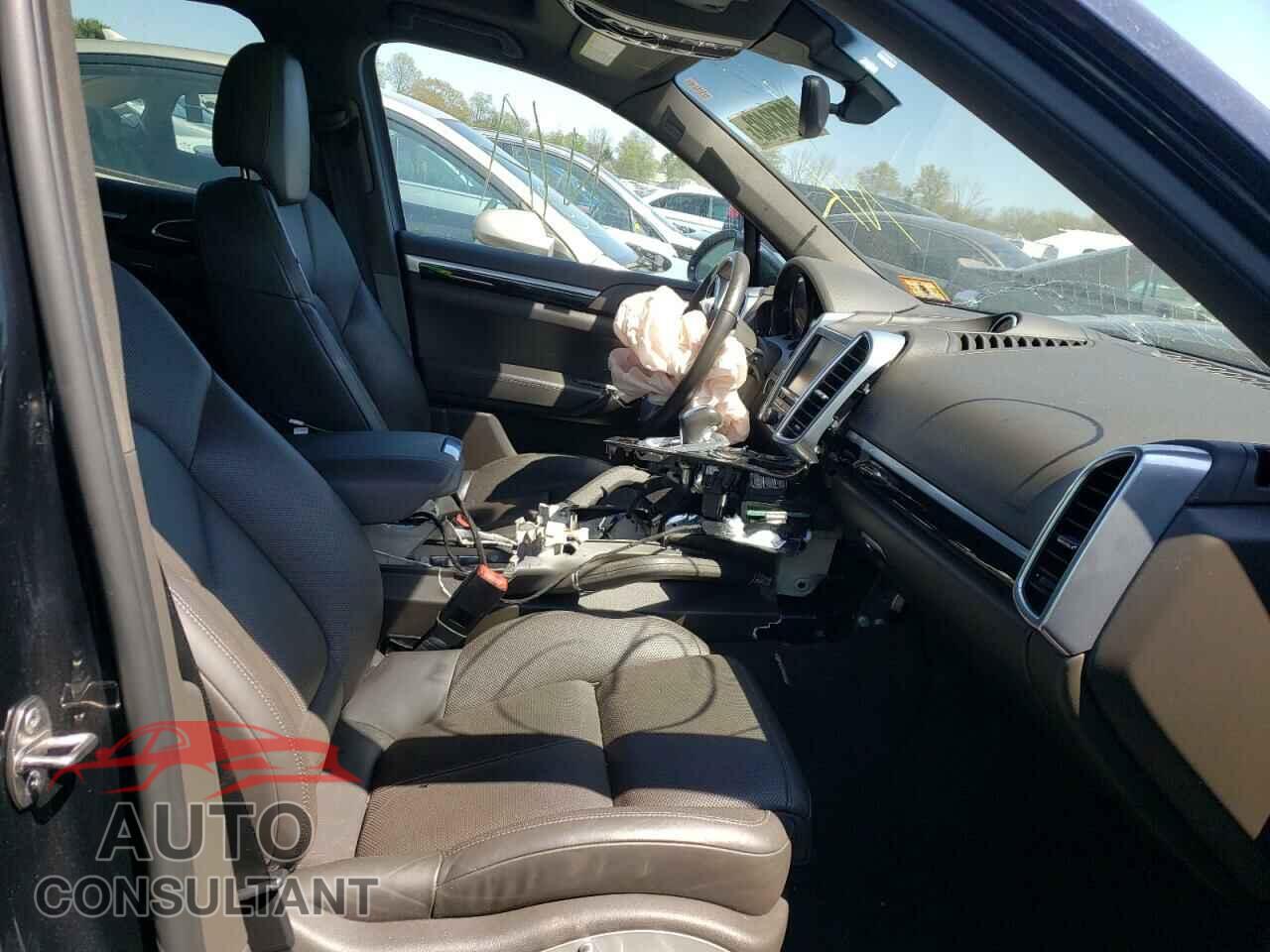 PORSCHE CAYENNE 2016 - WP1AB2A21GLA94293