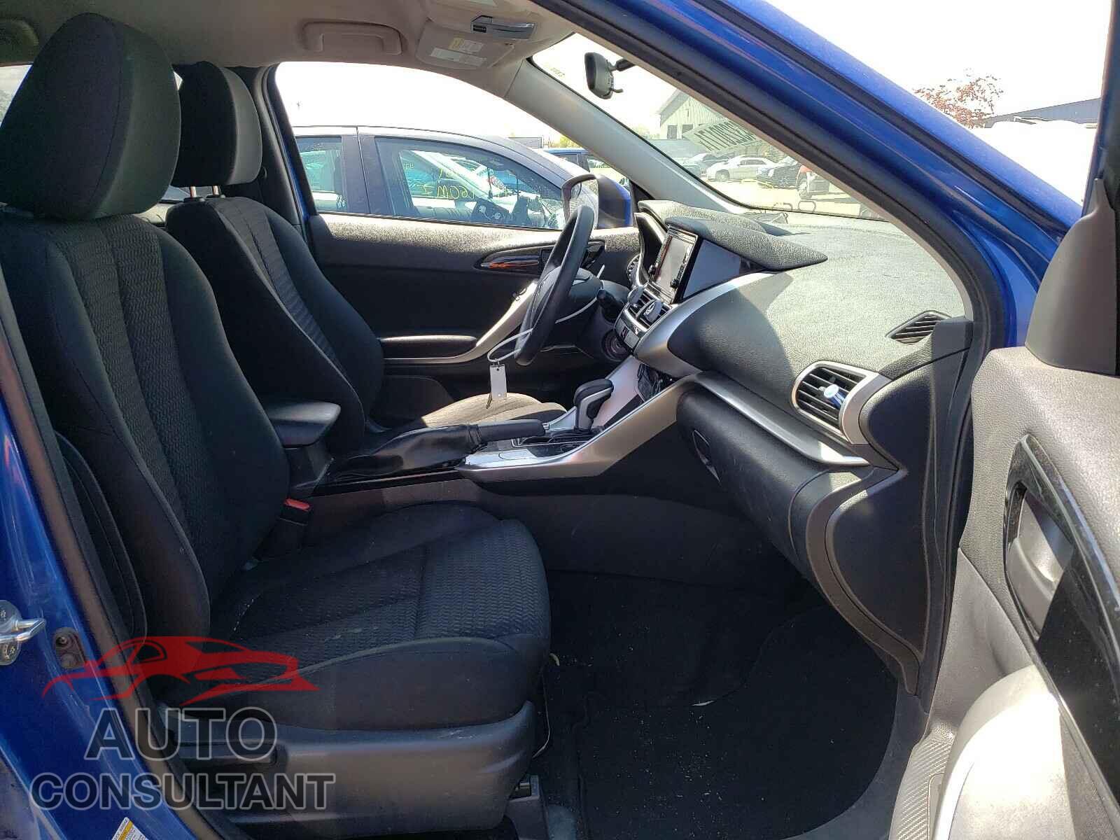 MITSUBISHI ECLIPSE 2018 - JA4AS3AA7JZ064650