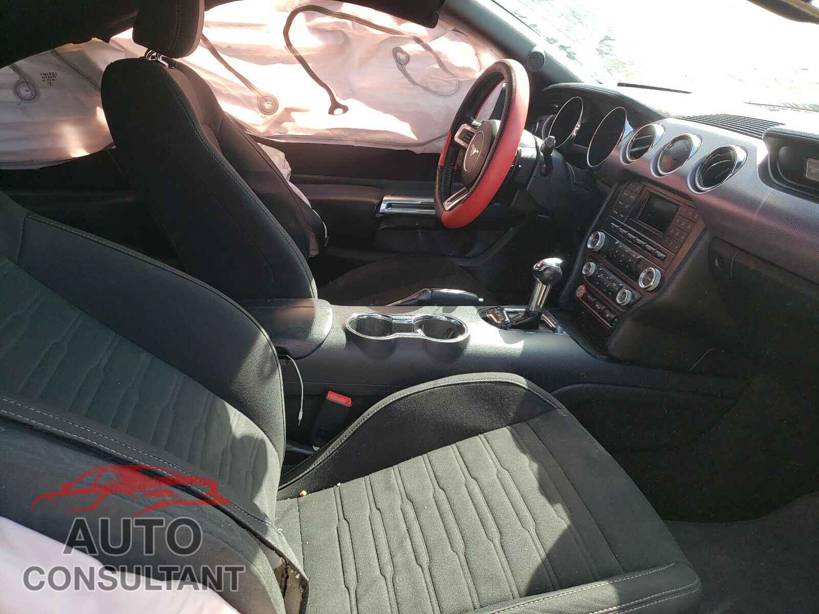 FORD MUSTANG 2017 - 1FA6P8TH4H5240193