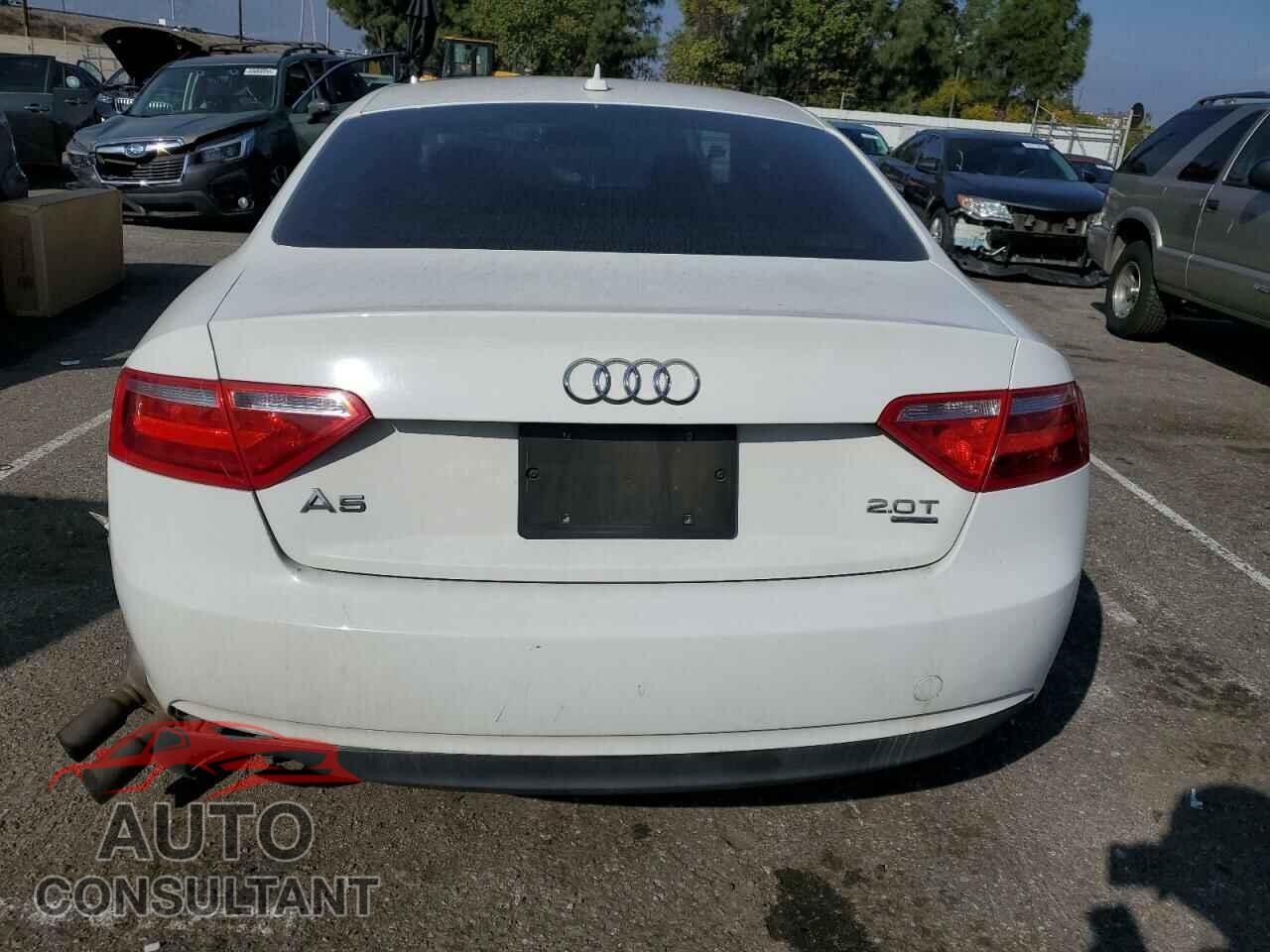 AUDI A5 2014 - WAUCFAFR8EA047489