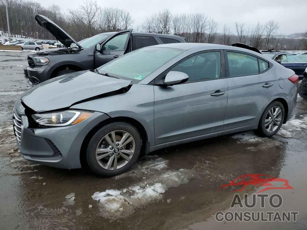 HYUNDAI ELANTRA 2018 - KMHD84LF7JU560184
