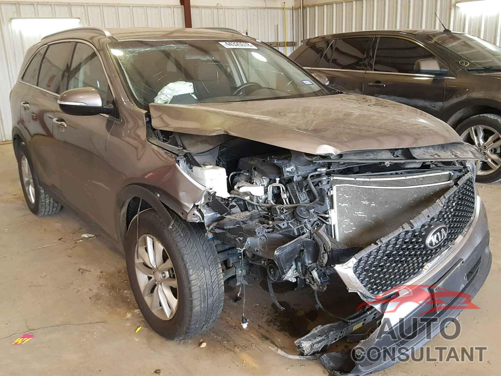 KIA SORENTO LX 2016 - 5XYPG4A30GG143657
