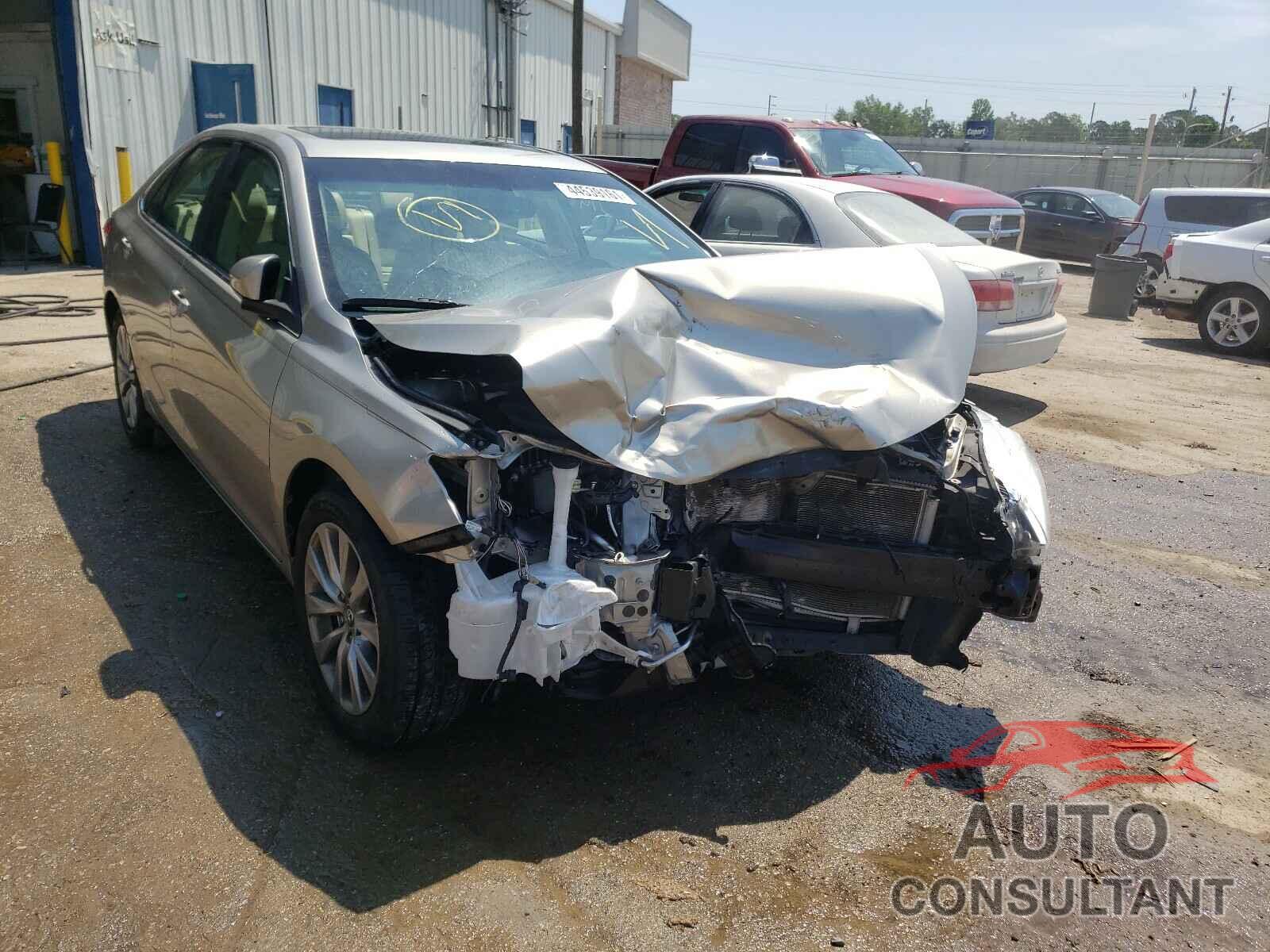 TOYOTA CAMRY 2016 - 4T1BK1FK1GU569620