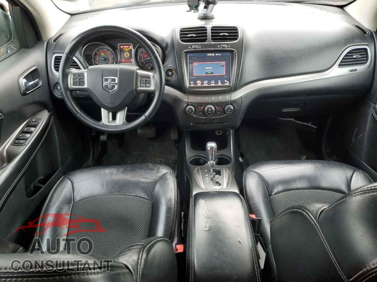 DODGE JOURNEY 2015 - 3C4PDCGG8FT525908