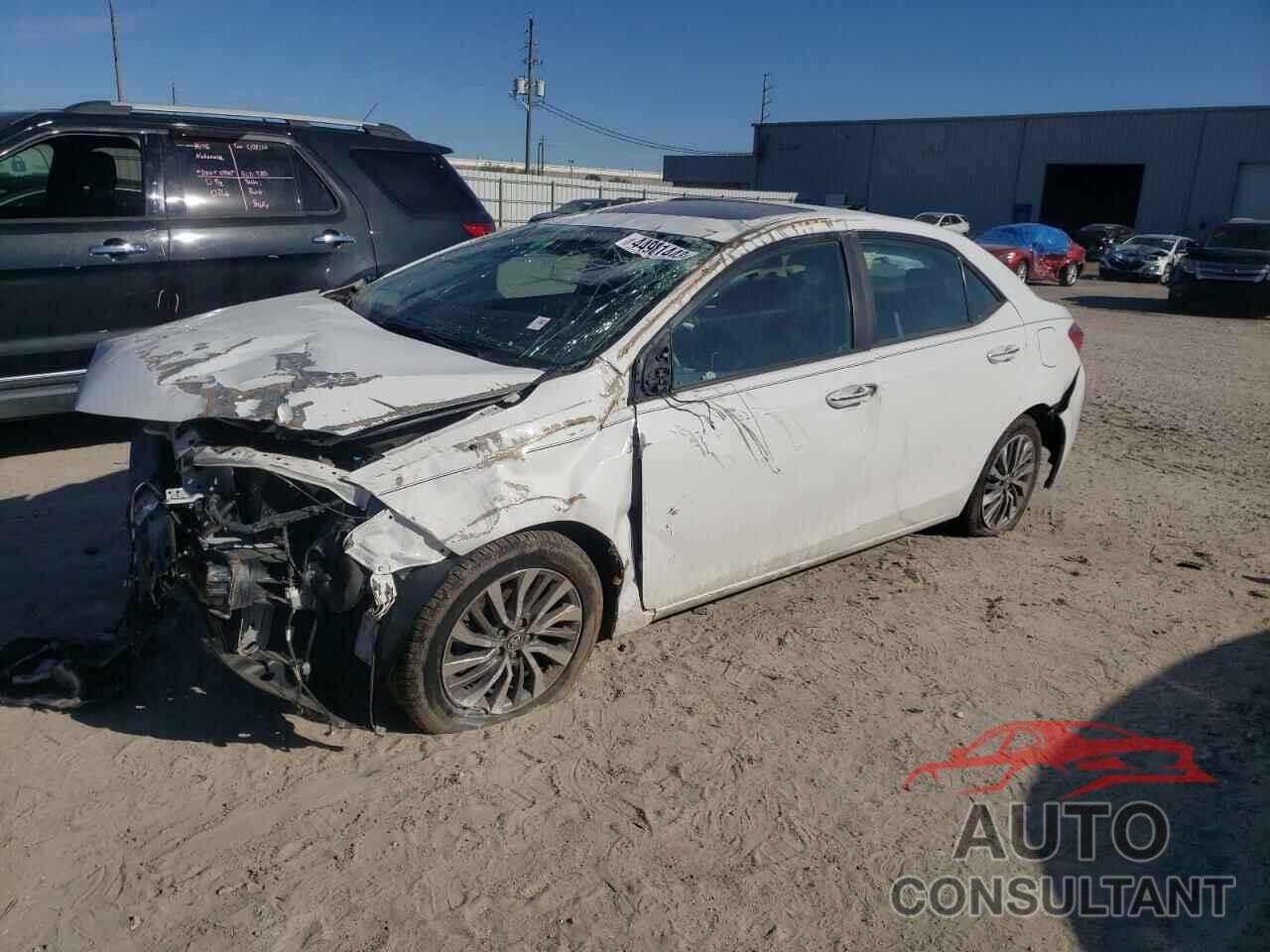 TOYOTA COROLLA 2018 - 5YFBURHE7JP818558