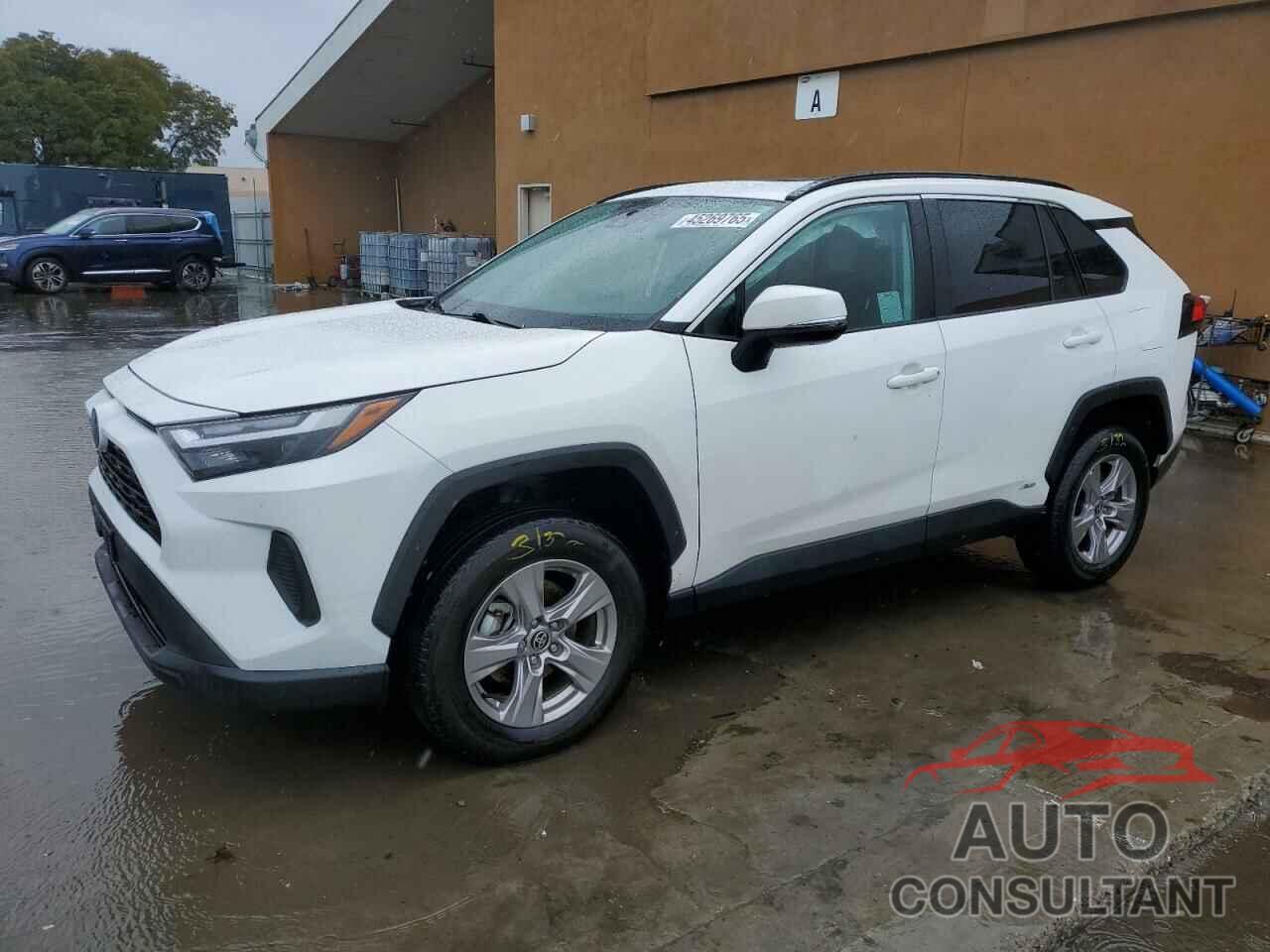 TOYOTA RAV4 2022 - 2T3RWRFV1NW132278